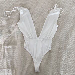 CUTE WHITE BODYSUIT